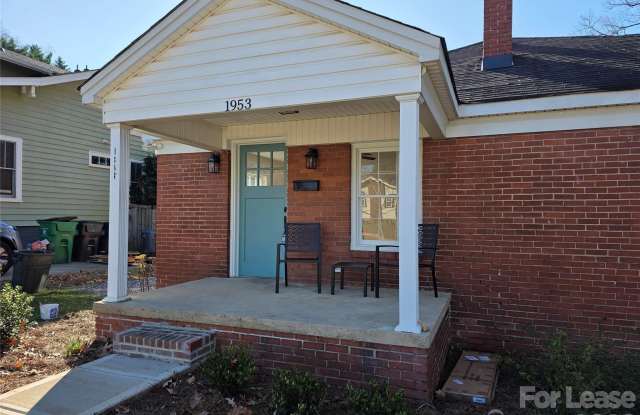 1953 Woodcrest Avenue photos photos