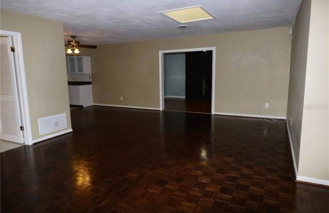 608 WORTHINGTON DRIVE Gallery 2