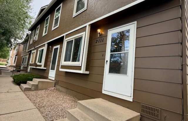 Westside Charmer on Boston Terrace for Rent! Gallery 4