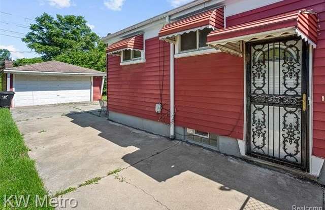 1686 S Bassett Street Gallery 4