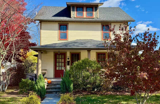 309 W Catharine Street photos photos