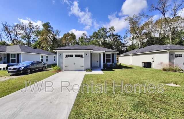 1166 Bertram St photos photos