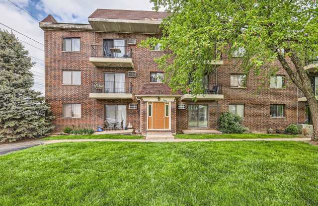 953 N Rohlwing Road - 953 North Rohlwing Road, Addison, IL 60101