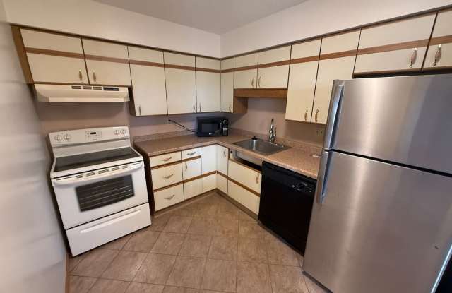 Condo DT Saint Paul 2 Bedroom 2 Bath-Enjoy sitting on a patio and enjoy the views photos photos Condo DT Saint Paul 2 Bedroom 2 Bath-Enjoy sitting on a patio and enjoy the views photos photos