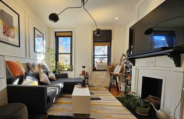 372 2ND ST photos photos