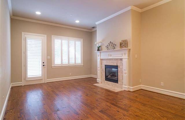 725 Snowshill Trail Gallery 3