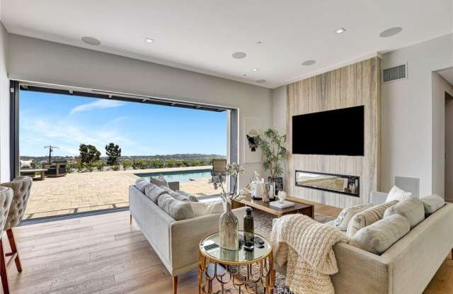 5402 Horizon photos photos