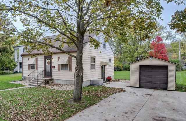 234 South Franklin Avenue photos photos