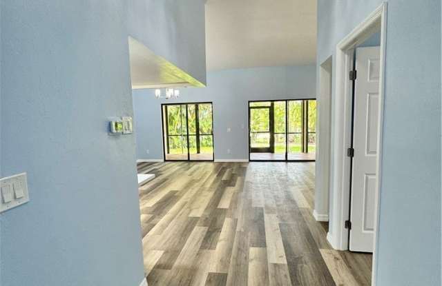 12601 Kelly Palm Drive Gallery 2