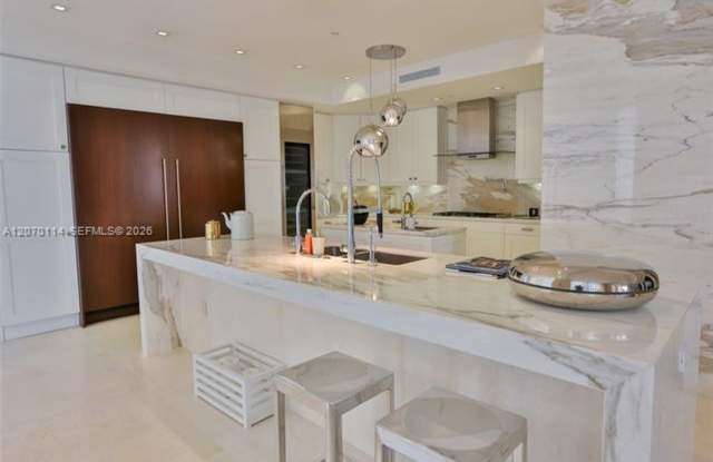 17749 Collins Ave cu-3101, Sunny Isles Beach, FL 33160 Gallery 1