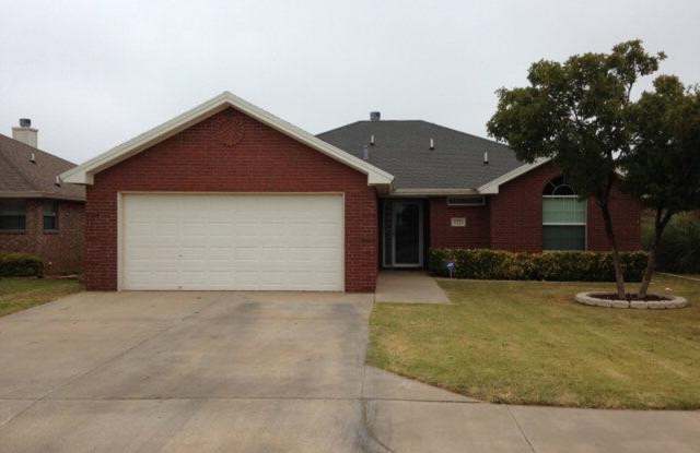 Beautiful Clean Gem Available September! photos photos