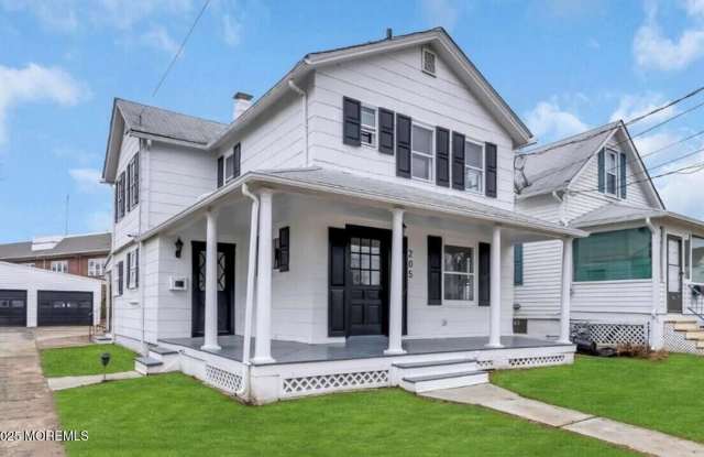 205 Locust Avenue photos photos