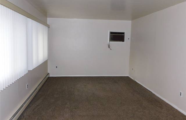 11 Rensselaer Drive Gallery 4