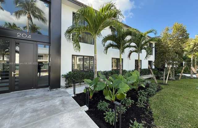 204 Sunrise Dr photos photos