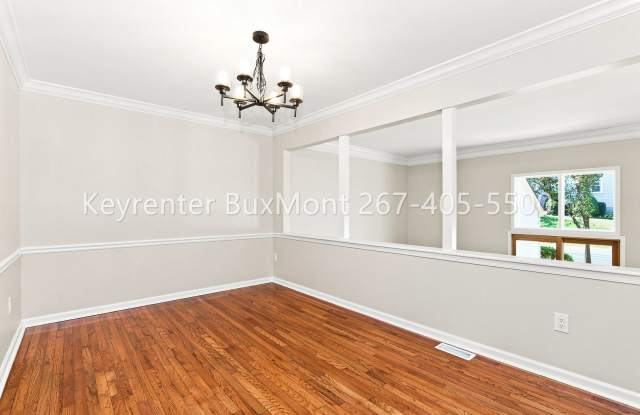 Freshly Renovated 3BR/2.5BA Townhome in Brittany Farms Highlands Gallery 3