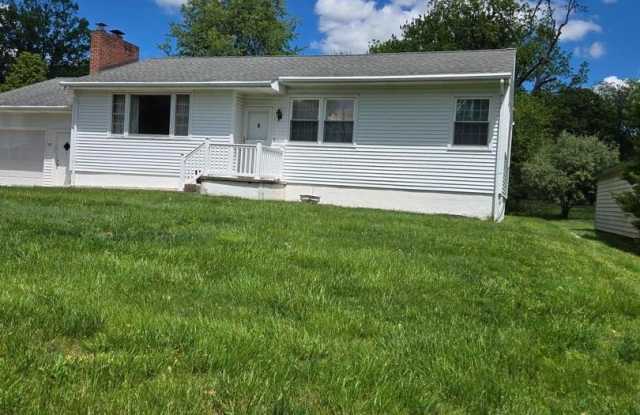 417 E GREENE ST photos photos