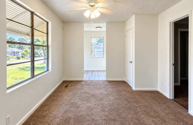 Newly Renovated 3 bedroom, 1 bath home Gallery 3