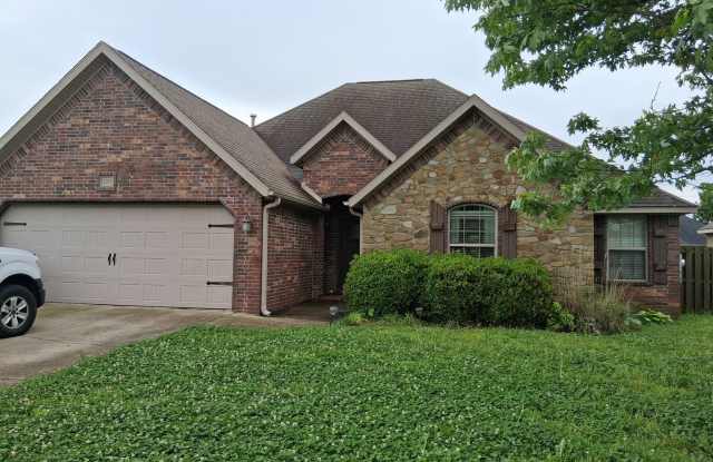 Three bedroom two bath home in Bentonville photos photos
