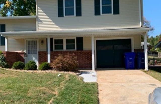 3123 Rock Crest Dr. - 3123 Rock Crest Drive, Mehlville, MO 63125