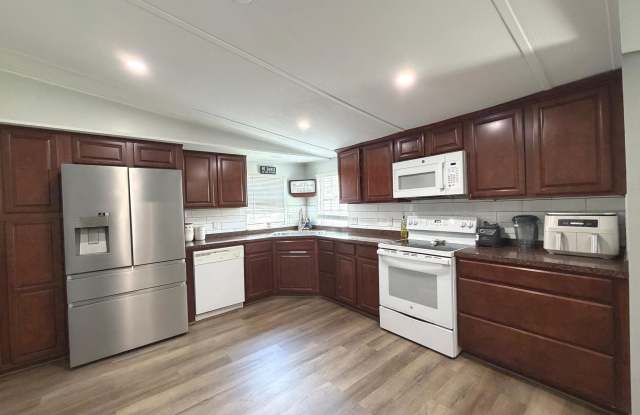 47680 WHEELER Drive Gallery 3