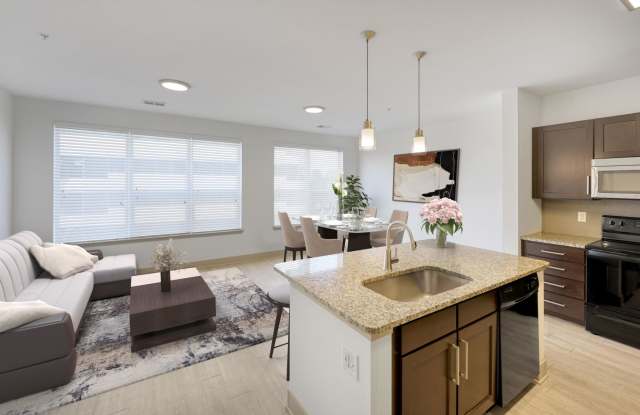Helios Apartments Gallery 3