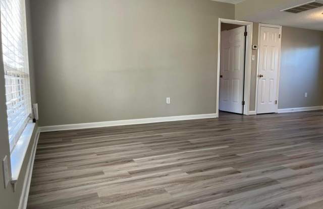 550 Post Road lot: 607 Gallery 4