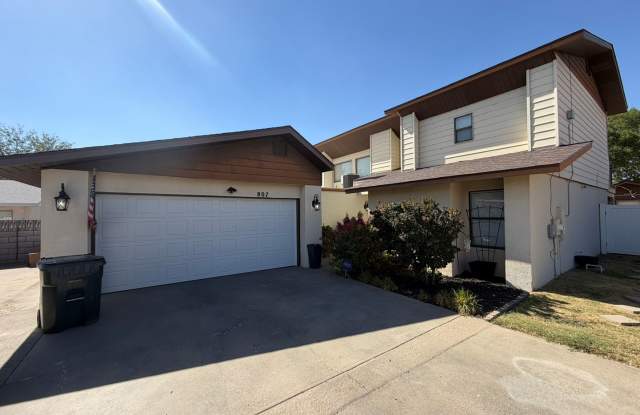 Fully Furnished All Bills Paid - 3 Bed 2 Bath Home photos photos Fully Furnished All Bills Paid - 3 Bed 2 Bath Home photos photos
