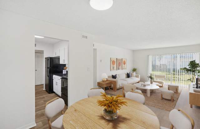 Costa Del Lago Gallery 2