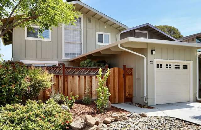 Lovely 3 Bedroom 2 Bath home in Parkmont neighborhood of Fremont - 38204 Parkmont Drive, Fremont, CA 94536