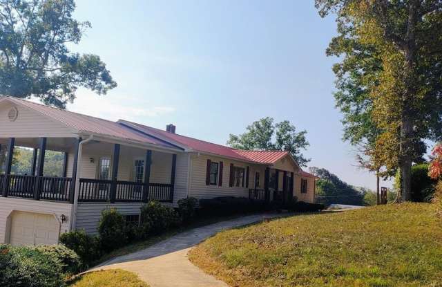 152 Crestlawn Drive - 152 Crestlawn Drive, Polk County, TN 37317
