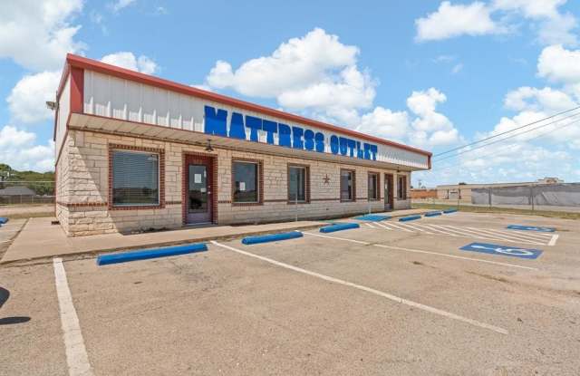 500 W Kilpatrick Street photos photos