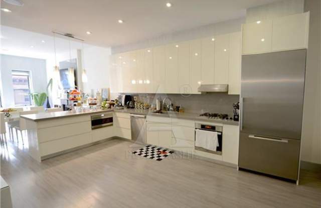 53 E 64TH ST. Gallery 2
