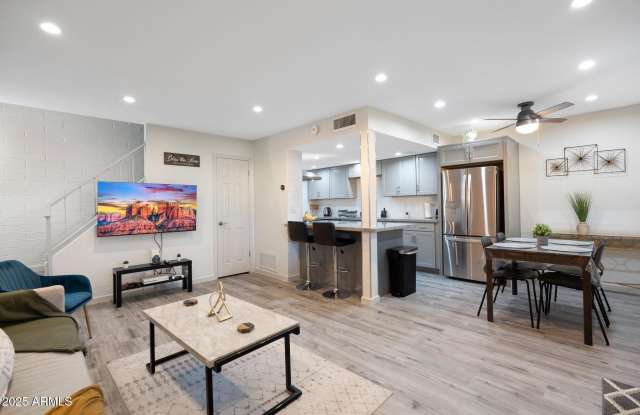 948 S ALMA SCHOOL Road unit: 3 photos photos