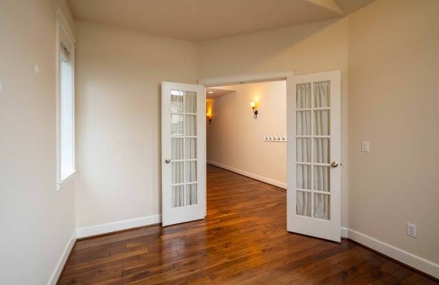 3+ Bedroom 2.5 Bath with Office and Bonus Room - Indoor Play Structure - North Salmon Creek photos photos