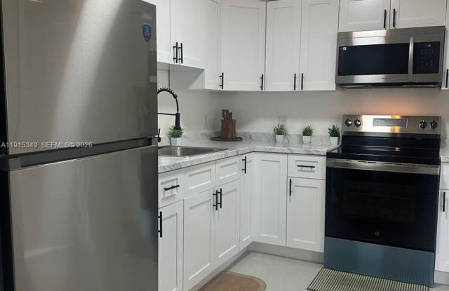 500 NW 24th Ave photos photos