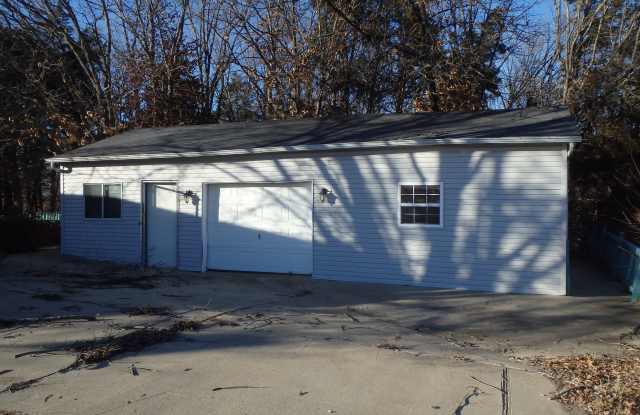 110 Cedar Cir Dr Gallery 1
