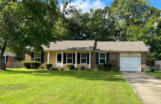 Conveniently Located Home with Fenced Backyard - 5961 Chinas Court, Fayetteville, NC 28314 Conveniently Located Home with Fenced Backyard - 5961 Chinas Court, Fayetteville, NC 28314