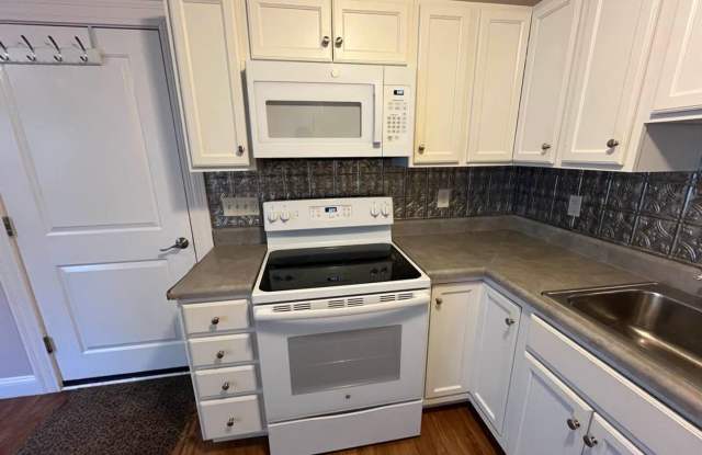 Gorgeous Studio Apartment in Dalton photos photos