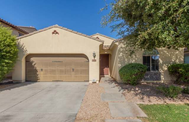 Beautiful 3-Bedroom Home in Prime Chandler Location! - 3641 South Arizona Place, Chandler, AZ 85286