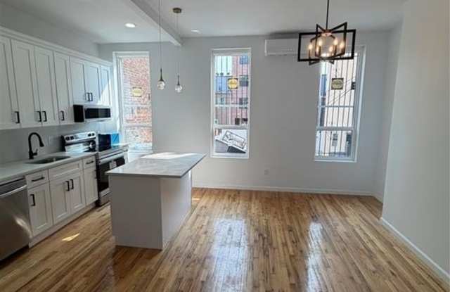 248 56th Street Gallery 4