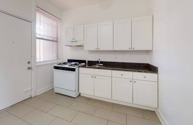 5416 S. Woodlawn Avenue photos photos