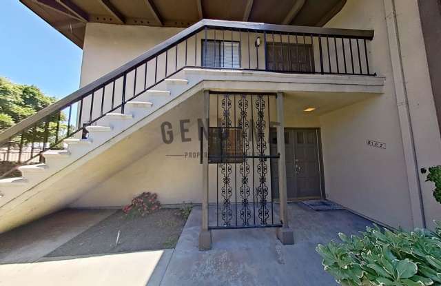 $500 OFF 1st Month's Rent! Lovely 2 Bedroom in Costa Mesa close to South Coast Plaza! - 1111 South Coast Drive, Costa Mesa, CA 92626