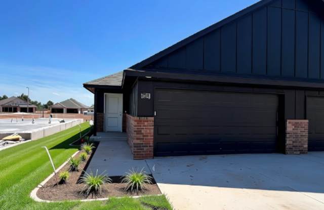Brand-New 3-Bedroom Home with 2-Car Garage | Prime Yukon Location Gallery 3