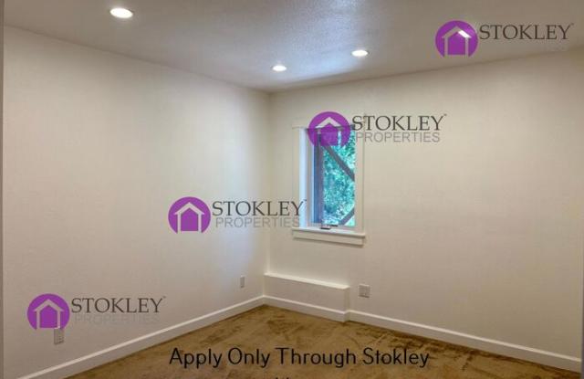712 Moraga Road Gallery 3