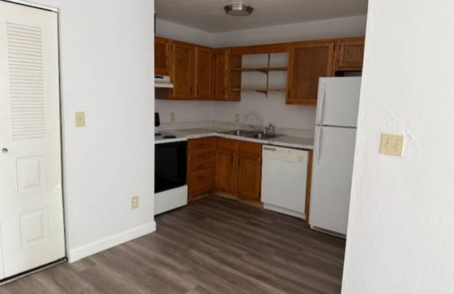 2 Bd/1 Ba near UF- 857 sq/ft Apartment for rent photos photos