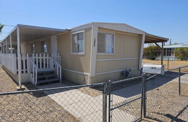 Cute and Clean 2 bed/1 Bath in central BHC photos photos