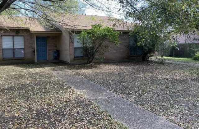 2527 Cypress Dr photos photos