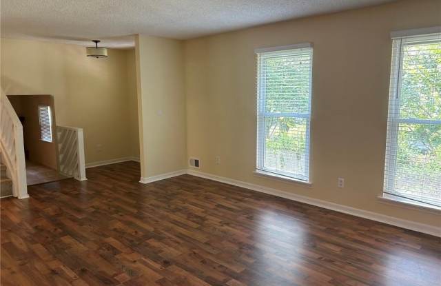9775 Loblolly Lane Gallery 4