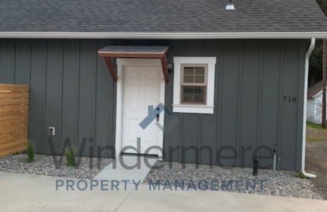 718 Washington - 718 Washington Street, Walla Walla, WA 99362