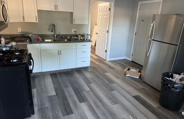 Freshly remodeled 2 bed 1bath on a cozy corner lot WITH ATTACHED GARAGE! photos photos